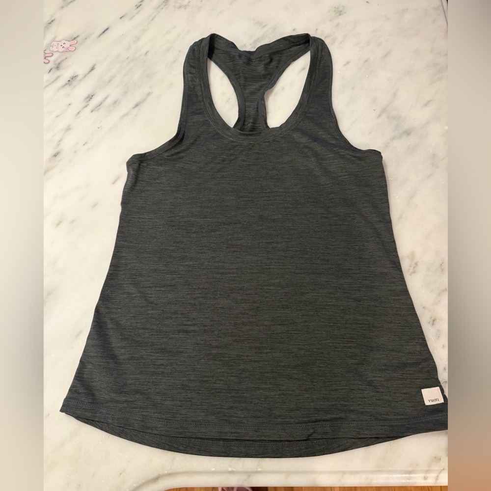 Heather grey Vuori Lux Performance Tank size xs